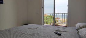 Acogedor estudio en la playa, con vistas al mar, y piscina comunitaria, Sant Salvador
